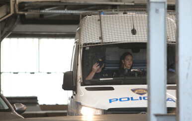 U tijeku su uhićenja na području Osijeka i Tenje: Nova akcija USKOK-a