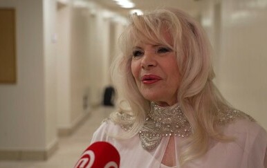 In Magazin: Hanka Paldum - 4