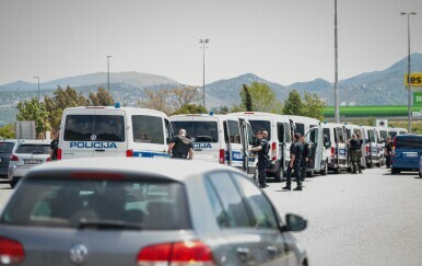 Uživo iz Splita: Atmosfera s derbija Hajduka i Dinama