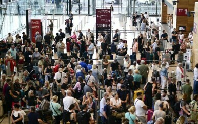 Gužva u zračnim lukama zbog kibernetičkog napada