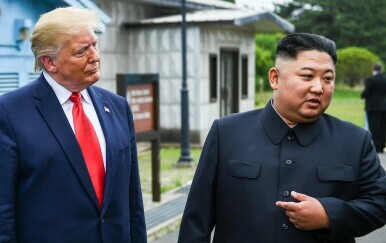 Donald Trump i Kim Jong Un za vrijeme susreta na granici Sjeverne i Južne Koreje