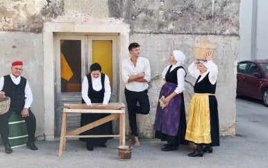 In Magazin: Kalendar vaterpolisti - 1