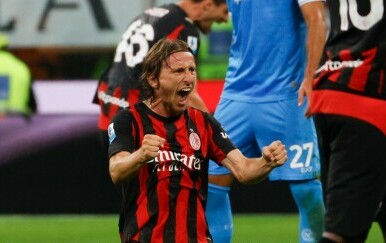 Luka Modrić blokom u 91. minuti spasio pobjedu Milana protiv Napolija u Serie A