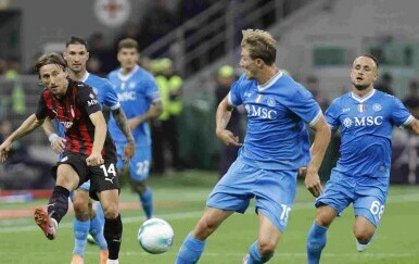 Luka Modrić protiv Napolija