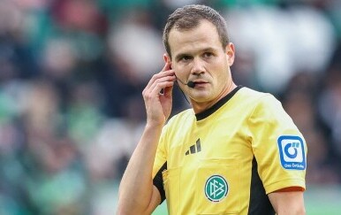 Zeleni karton prvi put iskorišten u nogometu, znate li čemu služi?
