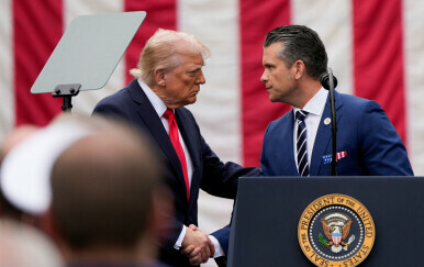 Američki predsjednik Donald Trump i ministar obrane Pete Hegseth