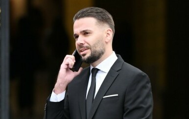 Zagreb špica: Klasično odijelo u muškom street style izdanju