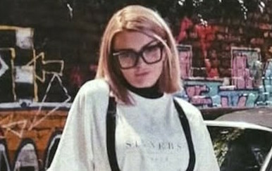 Ella Dvornik ima novi automobil