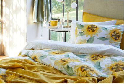 H&M Home posteljina na suncokrete