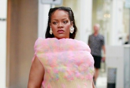 Rihanna je ponovno iznenadila svojim trudničkim izdanjem