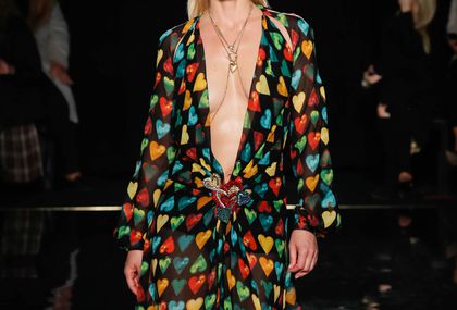 Versace ima novi model kultne haljine kakvu je 2000. nosila Jennifer Lopez - 1