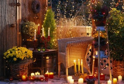 Božićne lampice kao vanjska dekoracija