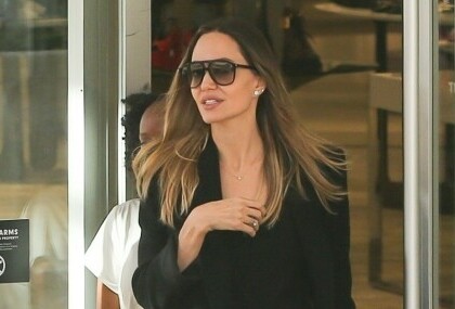 Angelina Jolie ljubiteljica je dizajnerskih torbica