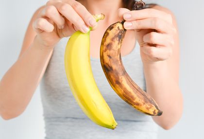 Kako banana postaje sve zrelija i počinje se osipati smeđim točkicama, u njoj se znatno povećava razina šećera