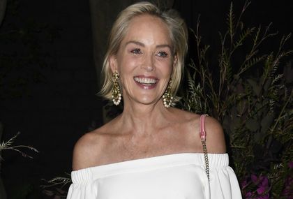 Sharon Stone u bijelom kombinezonu - 2