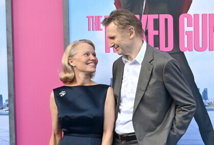Pamela Anderson i Liam Neeson - 8