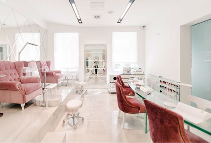 Zagrebački salon ljepote No. 26 Beauty Lounge klijentima nudi usluge uz uz kavu, čaj ili džin limunadu za potpuno opuštanje - 13