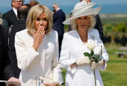 Brigitte Macron i kraljica Camilla susrele su se u Francuskoj - 6