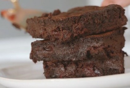 Brownie s višnjama