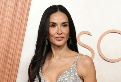 Demi Moore na dodjeli Oscara 2025. u haljini Armani Privéa - 2