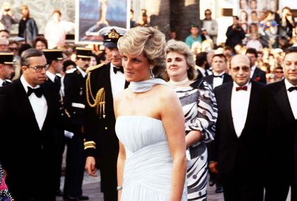 1987. Princeza Diana u kreaciji Catherine Walker