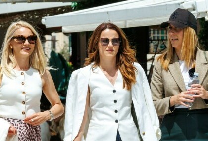 U street style izdanjima tri dame iz Splita nema visokih potpetica