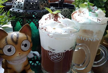 Choco Mint vruća čokolada i Choco Mint Latte novost su u ponudi kafića Cat Caffe