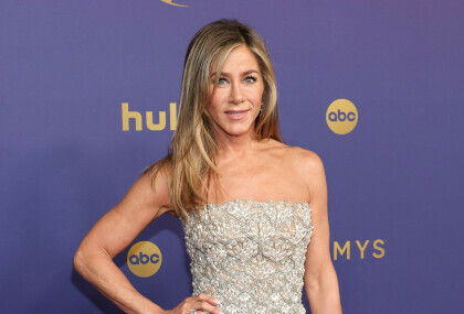 Jennifer Aniston na 76. dodjeli nagrada Emmy u Los Angelesu - 6