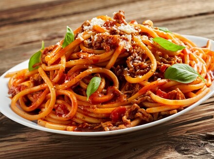 Tjestenina u umaku od mesa