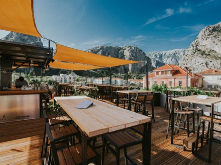 Eol rooftop bar - 8