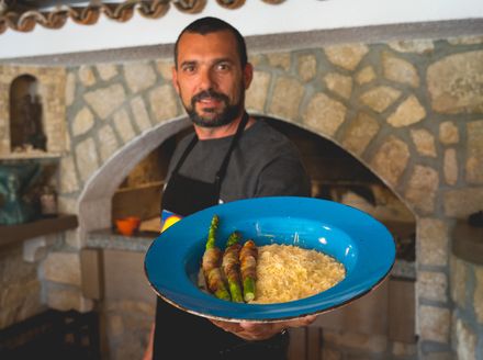 David Skoko kuha kremasti rižoto od četiri vrste sira uz grilane šparoge