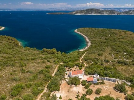 Kuća Cvrčak, Sveti Klement, Pakleni otoci - 2