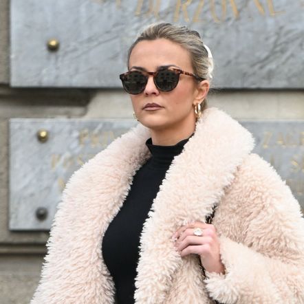 Ljepotica iz Zagreba u popularnim tenisicama