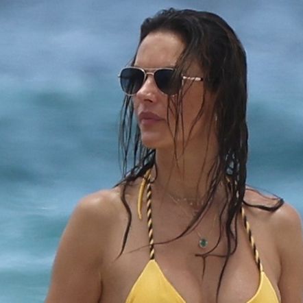 Alessandra Ambrosio - 2