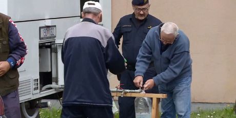 Građani Slavonskog Broda još uvijek nemaju pitke vode (Foto: Dnevnik.hr) - 1