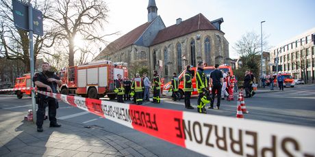 Njemačka policija osigurava mjesto napada kombijem u Münsteru (Foto: AFP)