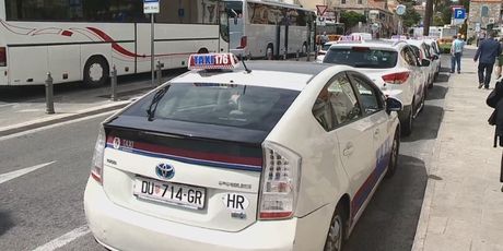 Dubrovački taksisti su nezadovoljni (Foto: Dnevnik.hr) - 1