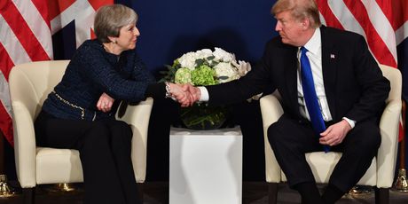Theresa May i Donald Trump (Foto: AFP)