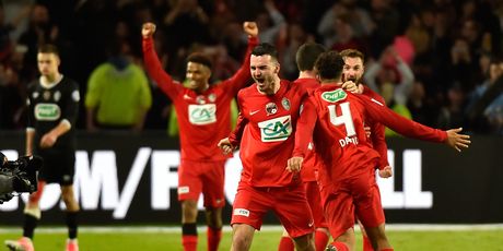 Slavlje igrača Les Herbiersa (Foto: AFP)