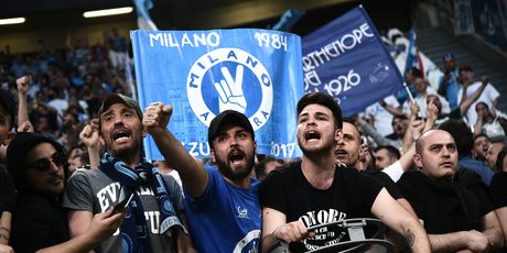 Slavlje navijača Napolija (Foto: AFP)