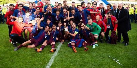 Juniori Barcelone prvaci Europe (Ma Masia Twitter)
