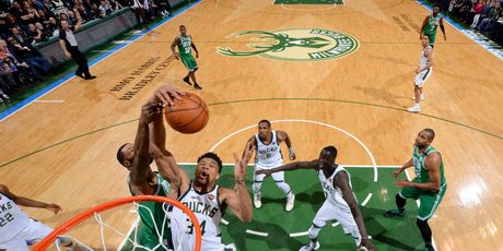 Milwaukee Bucks - Boston Celtics (Foto: AFP)