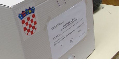 Inicijativa Narod odlučuje predstavila referendumska pitanja (Foto: Dnevnik.hr) - 2