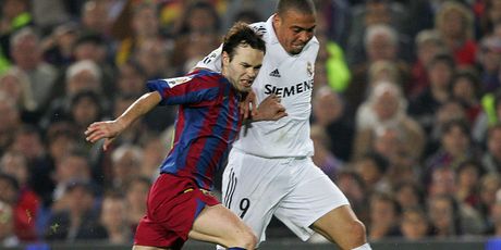 Andres Iniesta i Ronaldo (Foto: AFP)