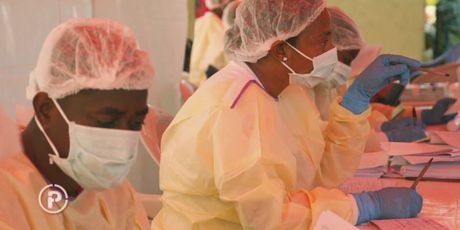 Improvizirana bolnica za borbu protiv ebole (Foto: Dnevnik.hr) - 2