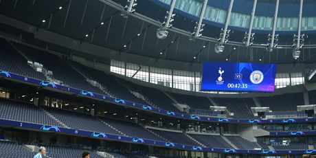 Tottenham dočekuje Liverpool na novom stadionu (Foto: AFP)