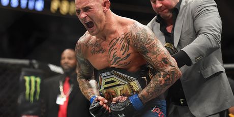 Poirier s pojasom prvaka (Foto: AFP)