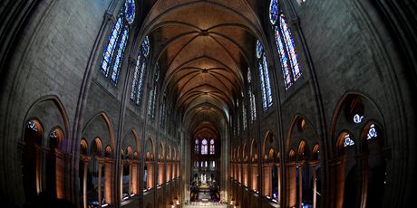 Unutrašnjost katedrale Notre-Dame prije katastrofalnog požara (Foto: AFP) - 3