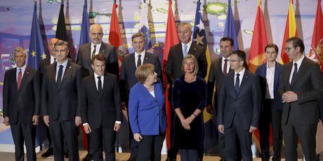 Summit u Berlinu (Foto: Michael Sohn / POOL / AFP)