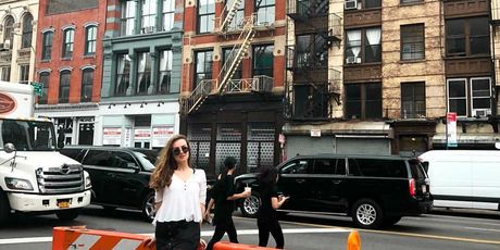 Jona u New Yorku - 1